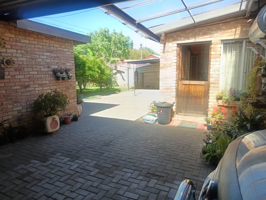 3 Bedroom Property for Sale in South Ridge Northern Cape